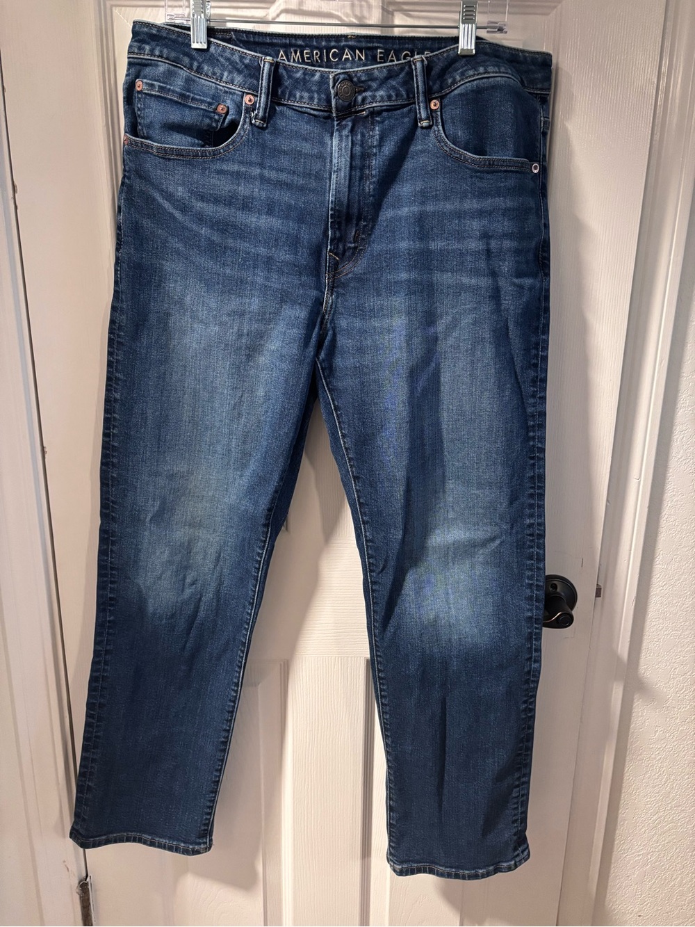 American Eagle Airflex relaxed straight